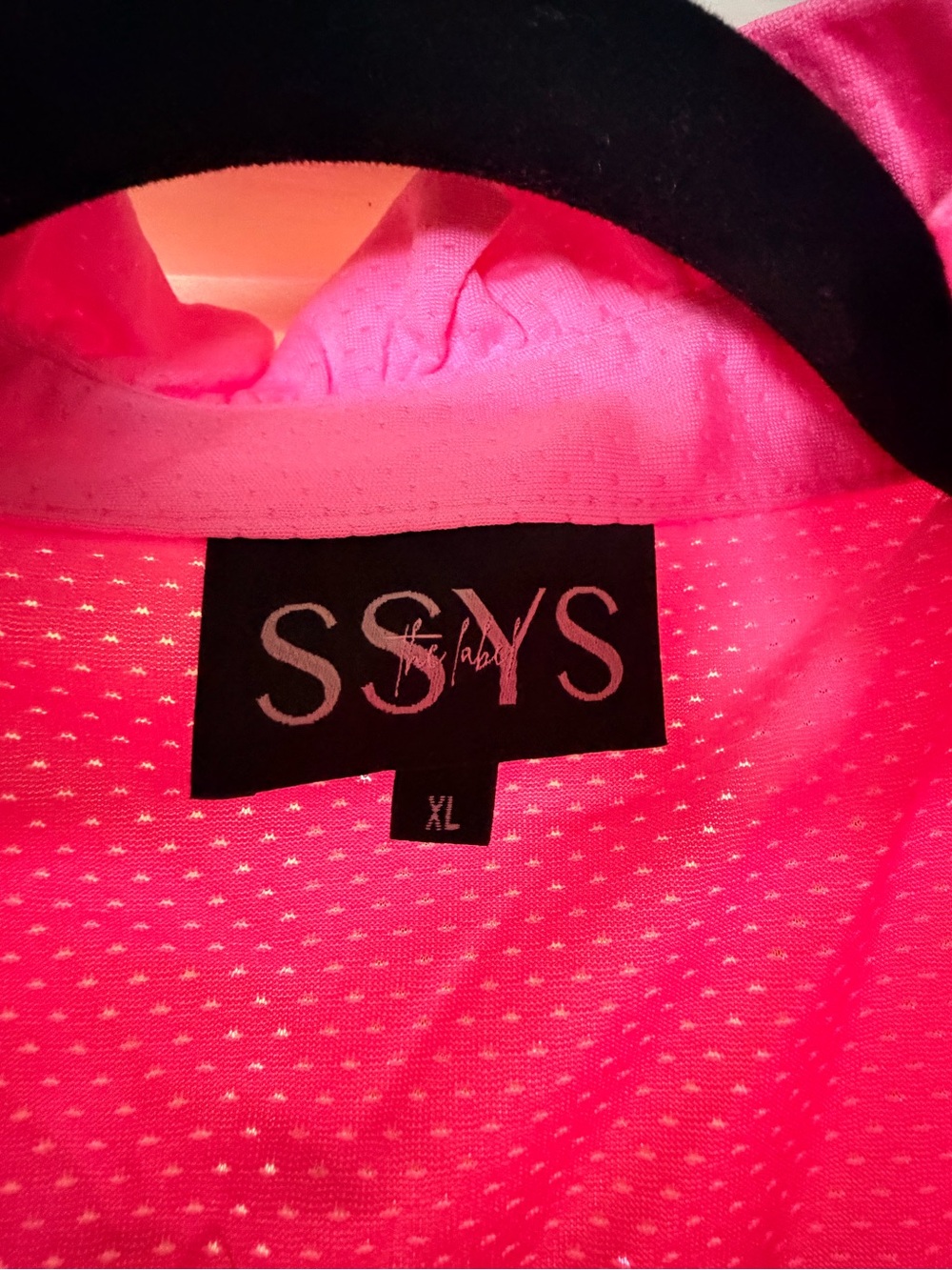 SSYS Hot Pink V-Neck Sleeveless Tank Top with ruffle collar - Picture 5 of 8